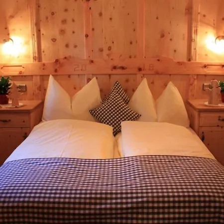 بيت للعطل Oberprenner Zirbenhuette Gumpenberg